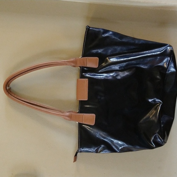 VGUC. Nine West large black and tan tote. - Picture 2 of 12